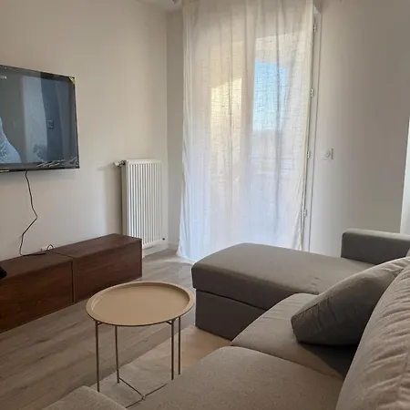 Cozy Et Elegant A 2 Minutes De La Gare De Appartement Persan